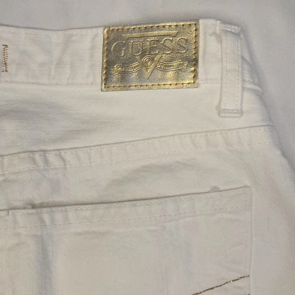 Vintage Guess Women's White  Straight Leg Jeans
